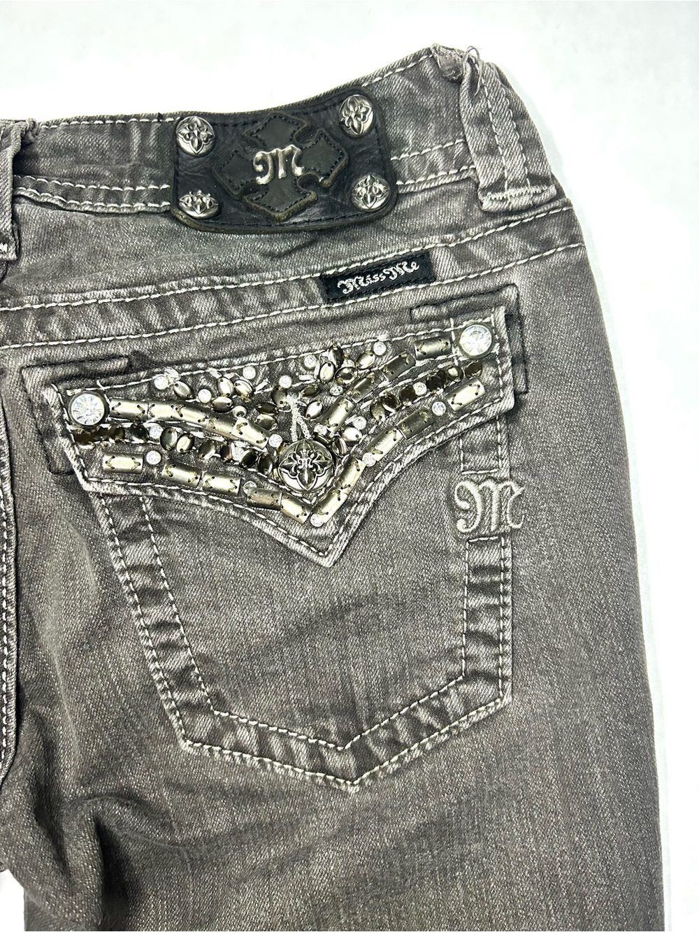 Miss Me Gray Skinny Jeans Style JP54895 with Embellished Back Pocket Size 27